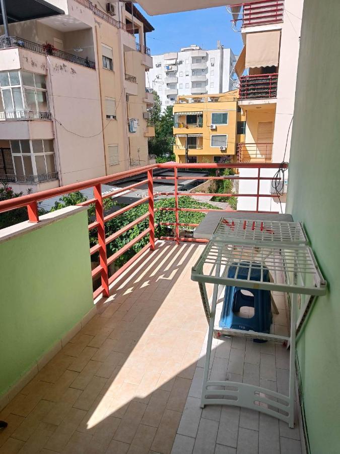Aldom Apartments Durres Bagian luar foto