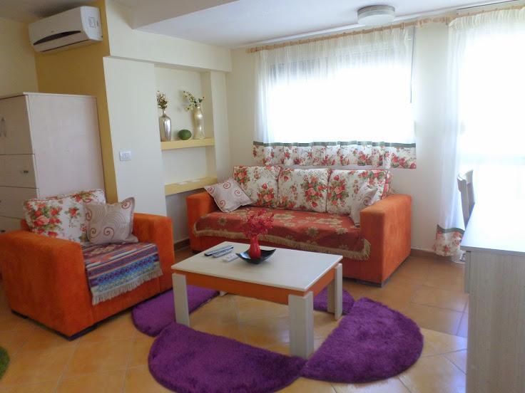 Aldom Apartments Durres Bagian luar foto