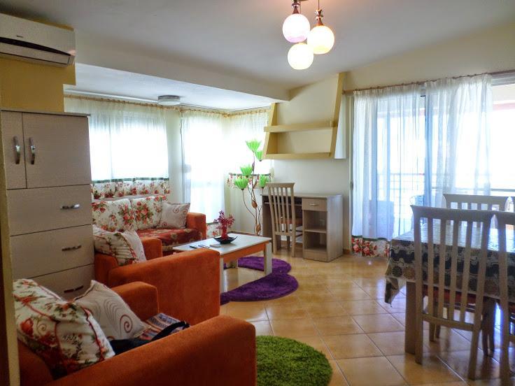 Aldom Apartments Durres Bagian luar foto